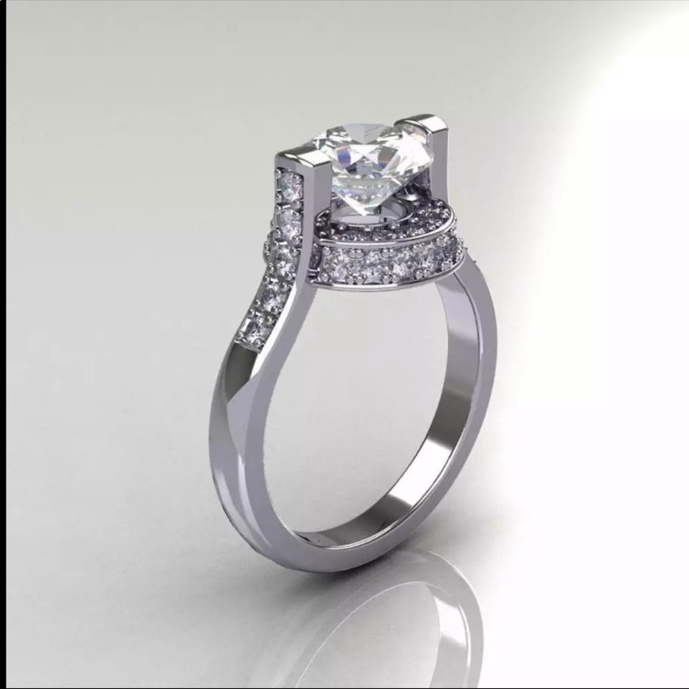 New Luxury 925 Silver Diamond Engagement Ring - Picture 5 of 6
